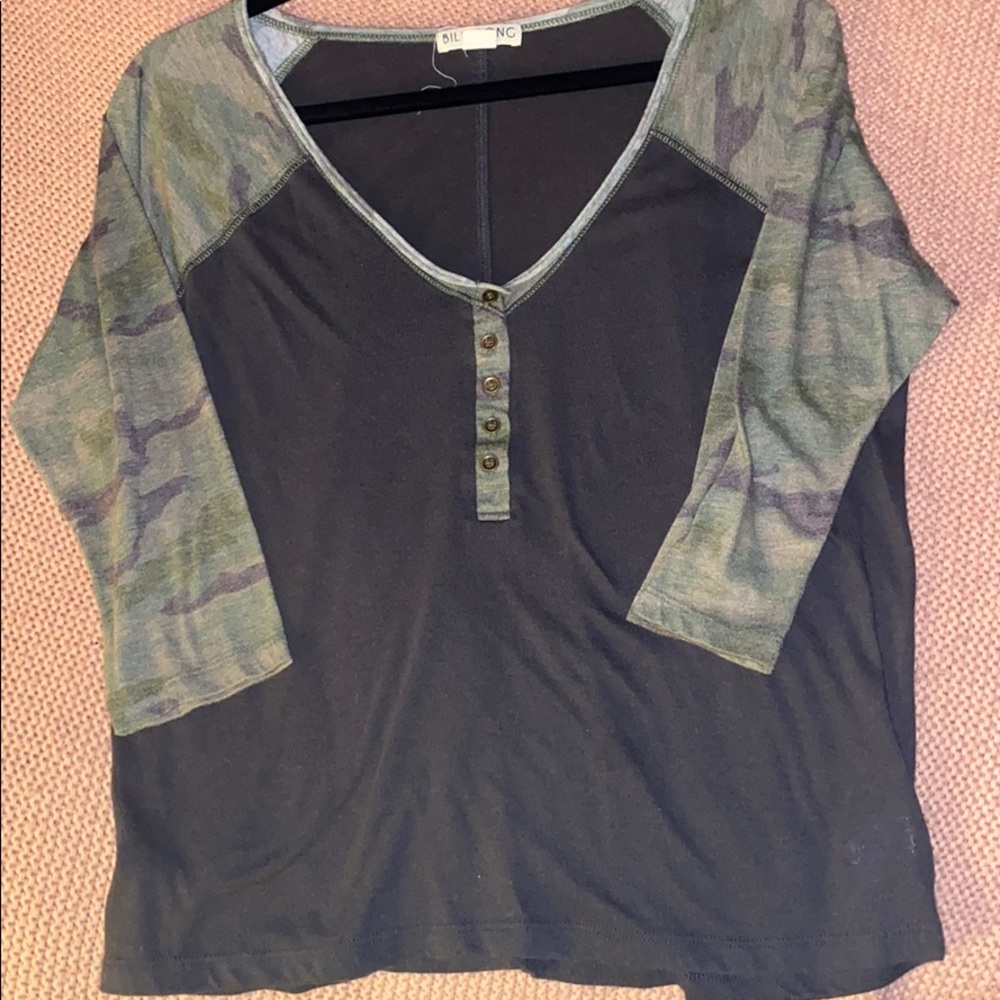 Medium Billabong dark grey and camouflage shirt